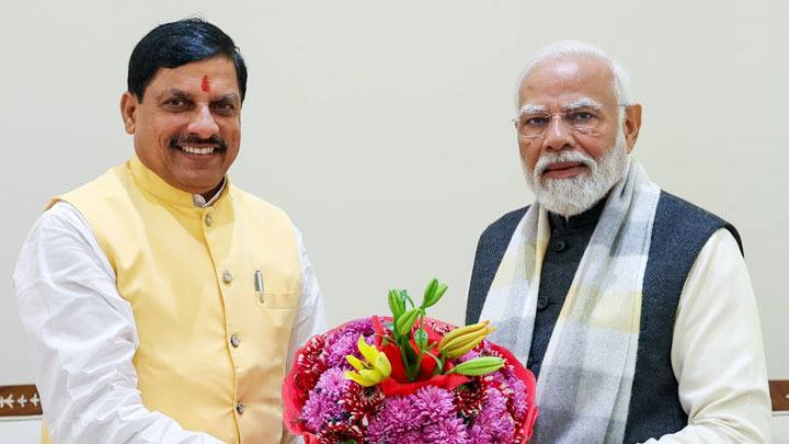 प्रधानमंत्री श्री मोदी से मुख्यमंत्री डॉ. यादव ने की भेंट